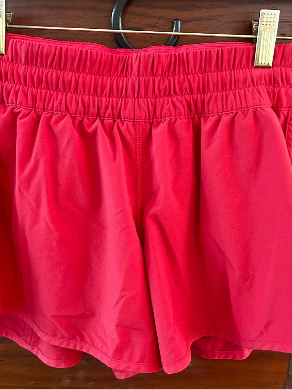 lululemon athletica Tracker Short V 4" 🔥🔥New WithOUT Tags🔥🔥- Red - Picture 8 of 11